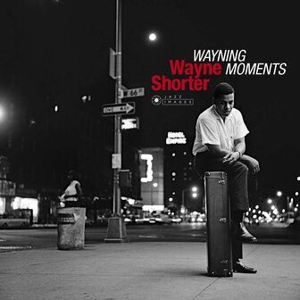 WAYNE SHORTER - WAYNING MOMENTS (LP)